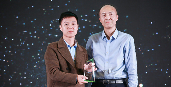 Simphoenix won 2018 CMCD the most promising brand in servo motion control